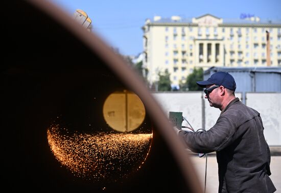 Работы по прокладке газопровода на Кропоткинском дюкере