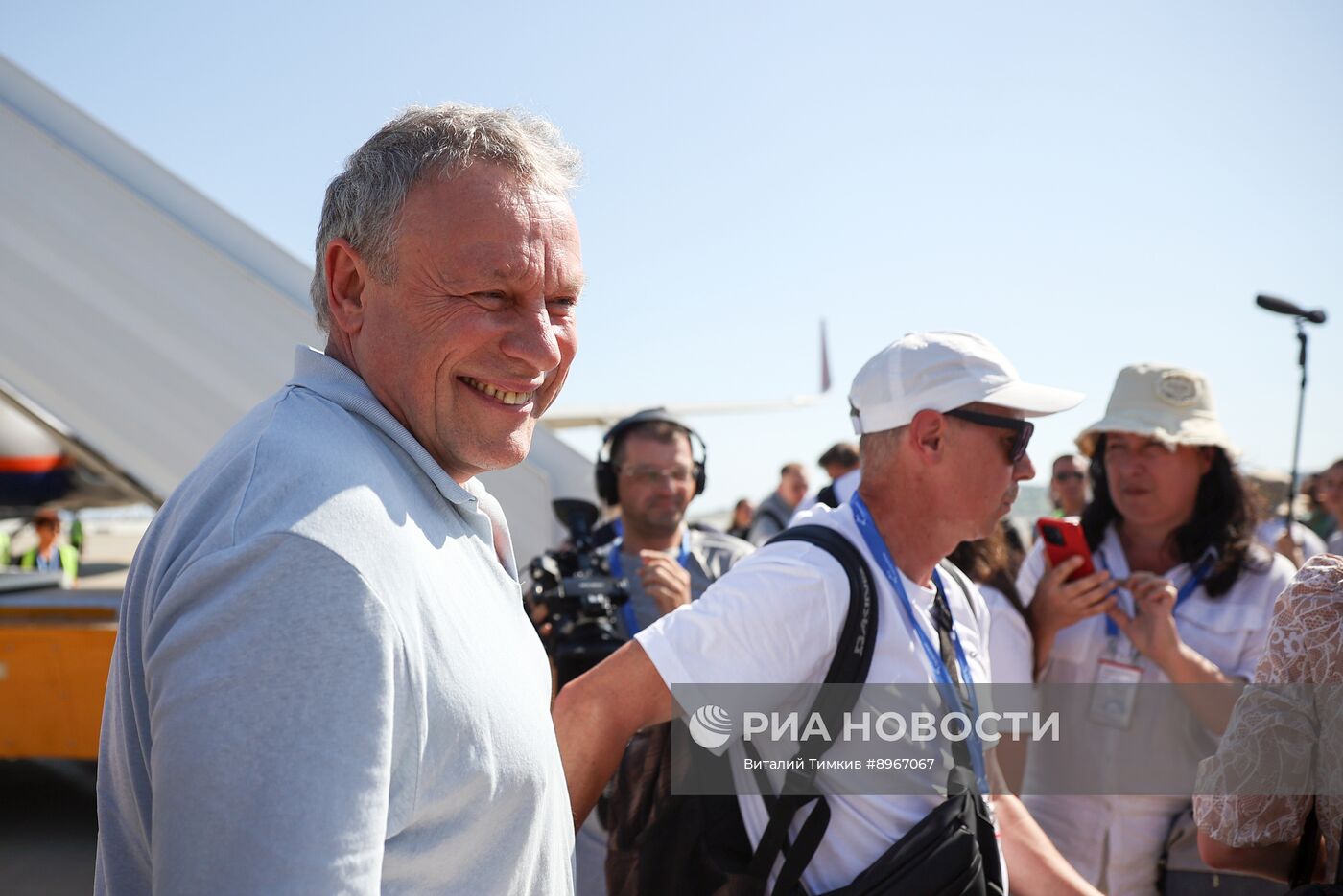 Прибытие первого рейса в аэропорт Геленджика после возобновления работы