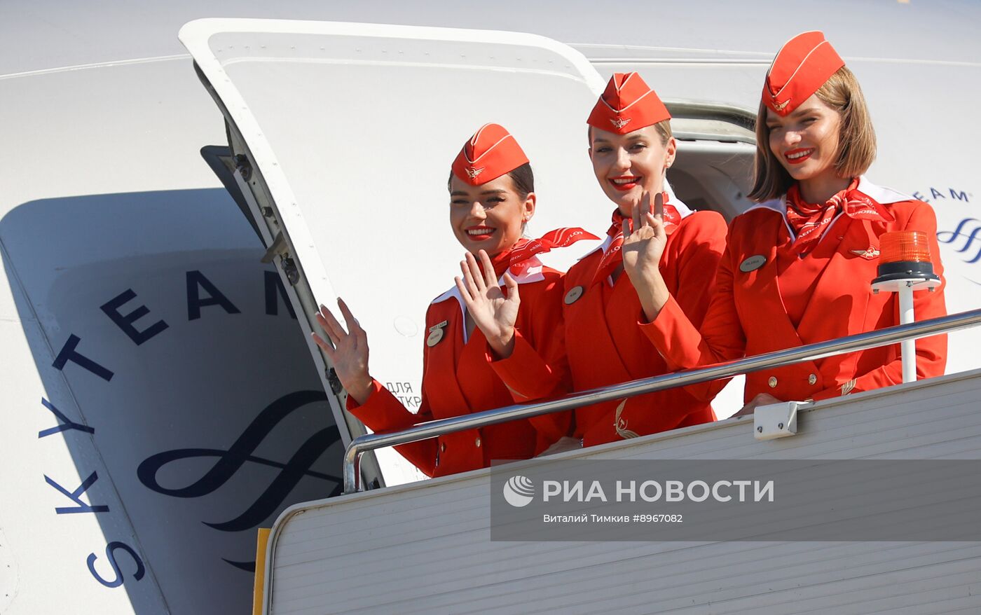 Прибытие первого рейса в аэропорт Геленджика после возобновления работы