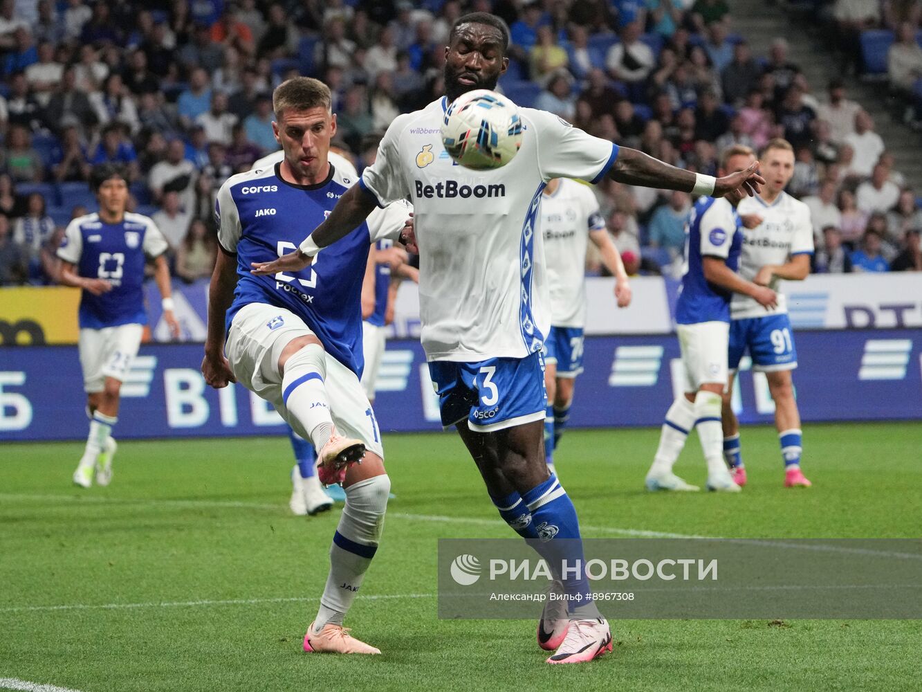 Футбол. РПЛ. "Динамо" (Москва) - "Балтика" (Калининград)