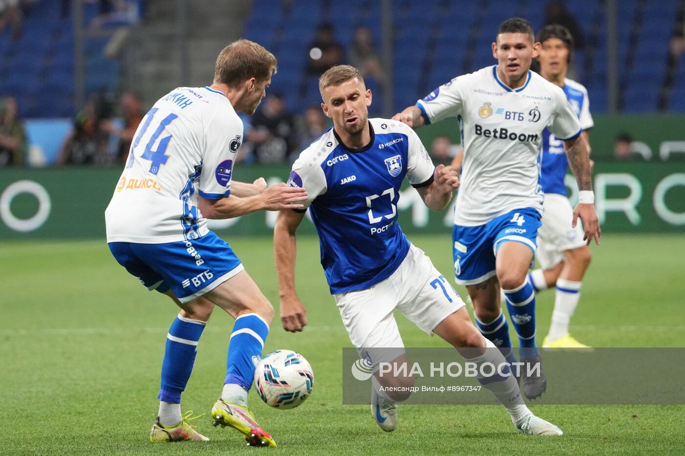 Футбол. РПЛ. "Динамо" (Москва) - "Балтика" (Калининград)