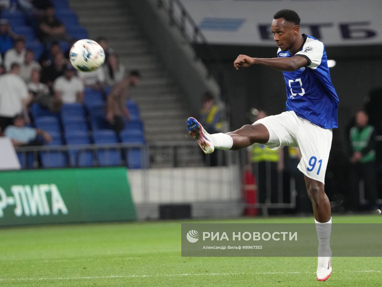 Футбол. РПЛ. "Динамо" (Москва) - "Балтика" (Калининград)