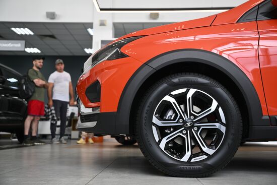 Начало продаж автомобилей Lada Iskra