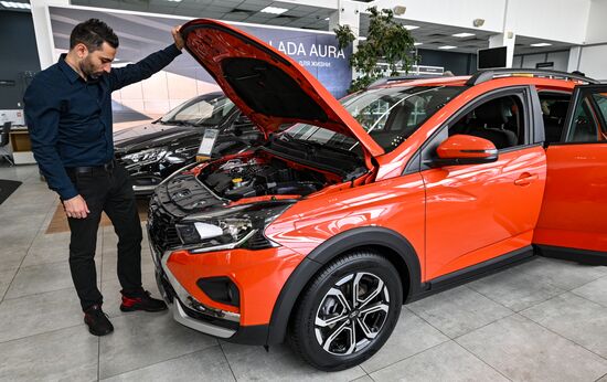 Начало продаж автомобилей Lada Iskra