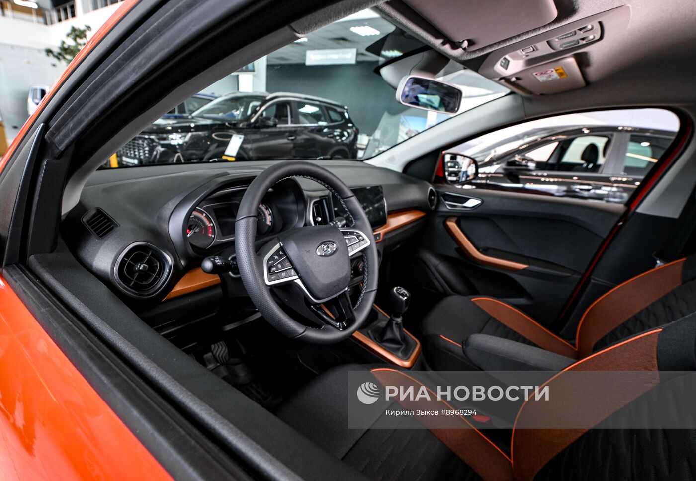 Начало продаж автомобилей Lada Iskra