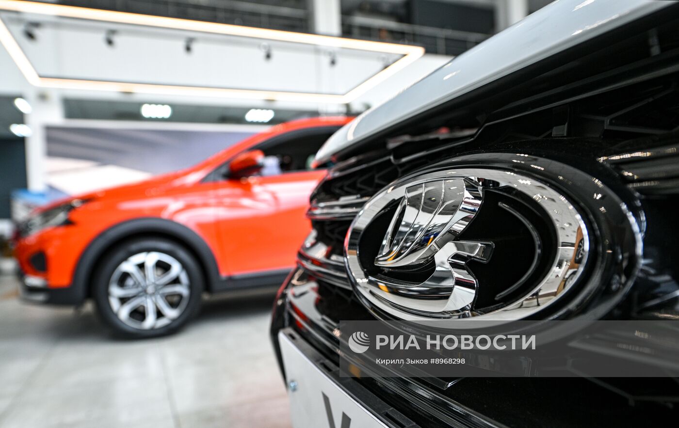 Начало продаж автомобилей Lada Iskra