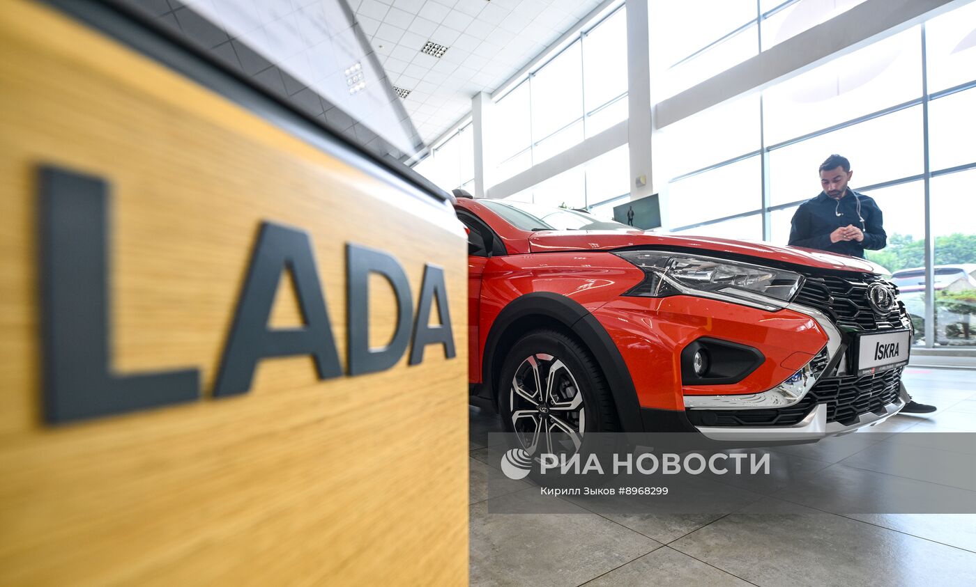 Начало продаж автомобилей Lada Iskra