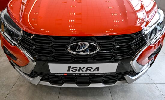 Начало продаж автомобилей Lada Iskra