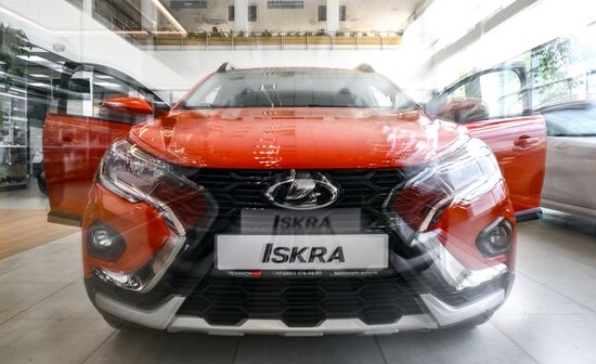 Начало продаж автомобилей Lada Iskra