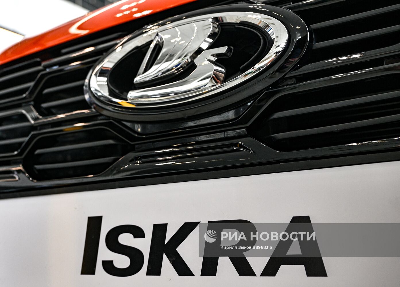 Начало продаж автомобилей Lada Iskra