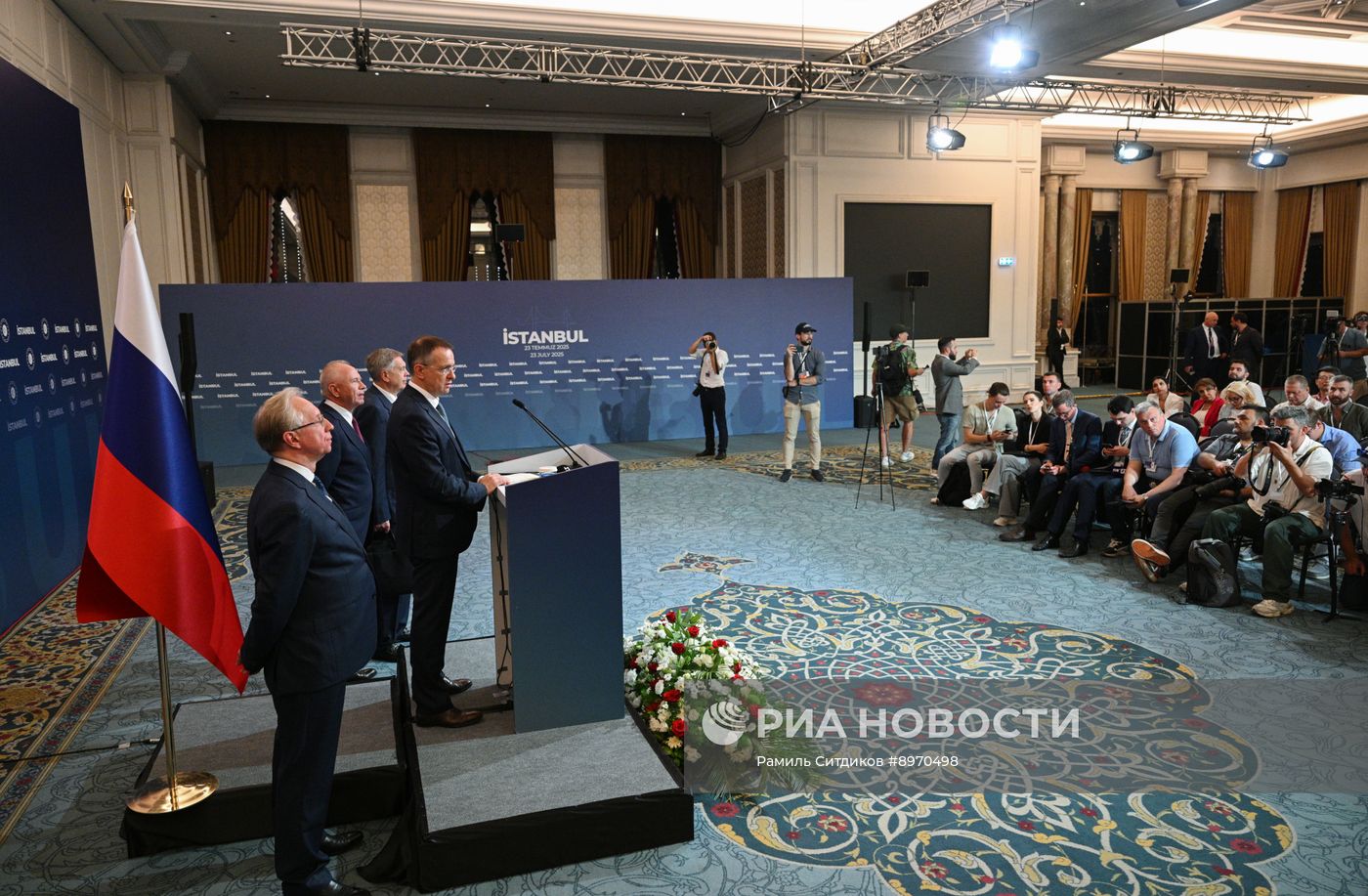 Третий раунд переговоров России и Украины