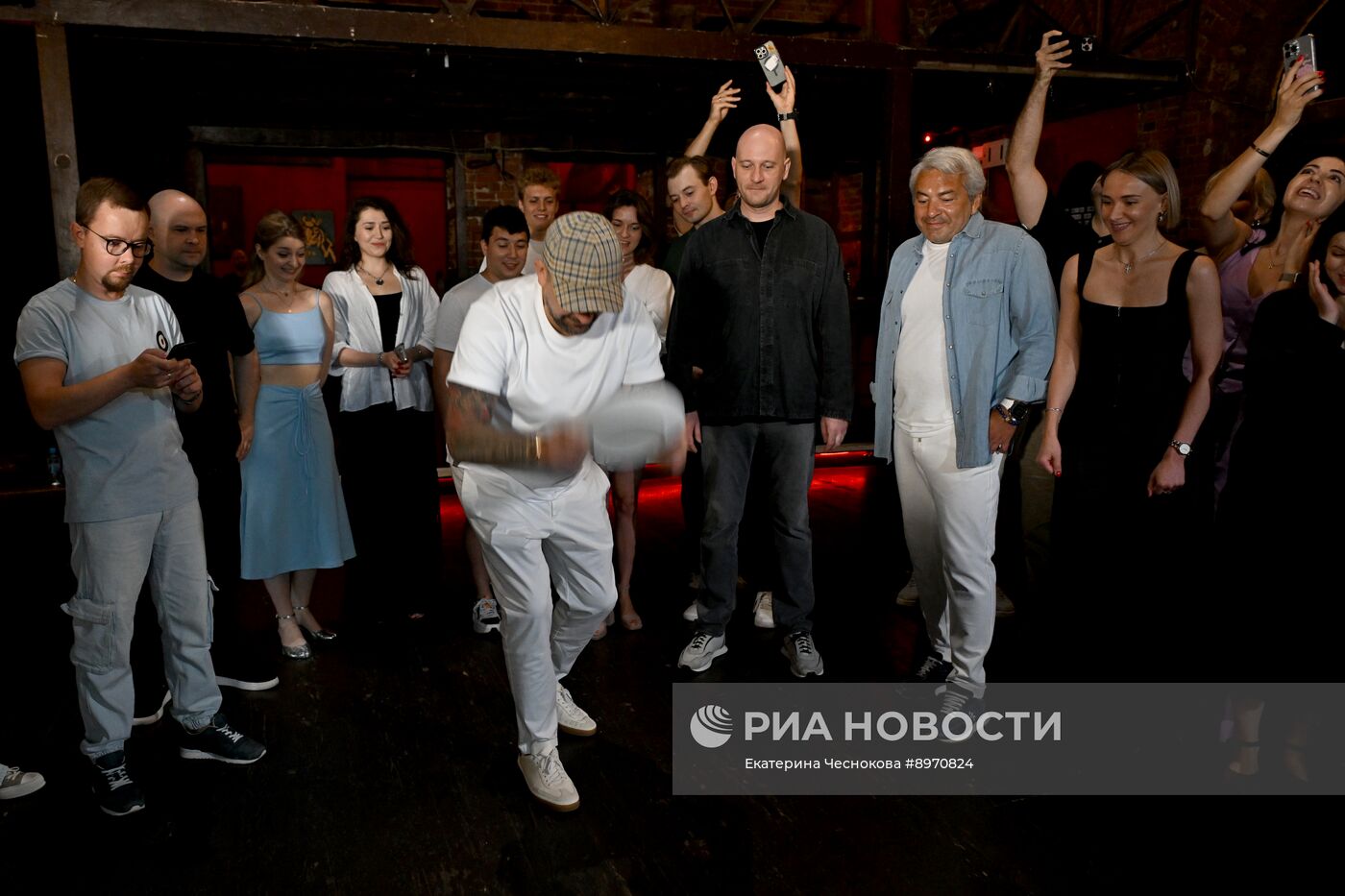 Сбор труппы мюзикла Басты "Любовь без памяти"