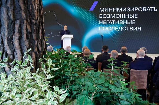 Рабочая поездка премьер-министра Михаила Мишустина в Сибирский федеральный округ. День третий