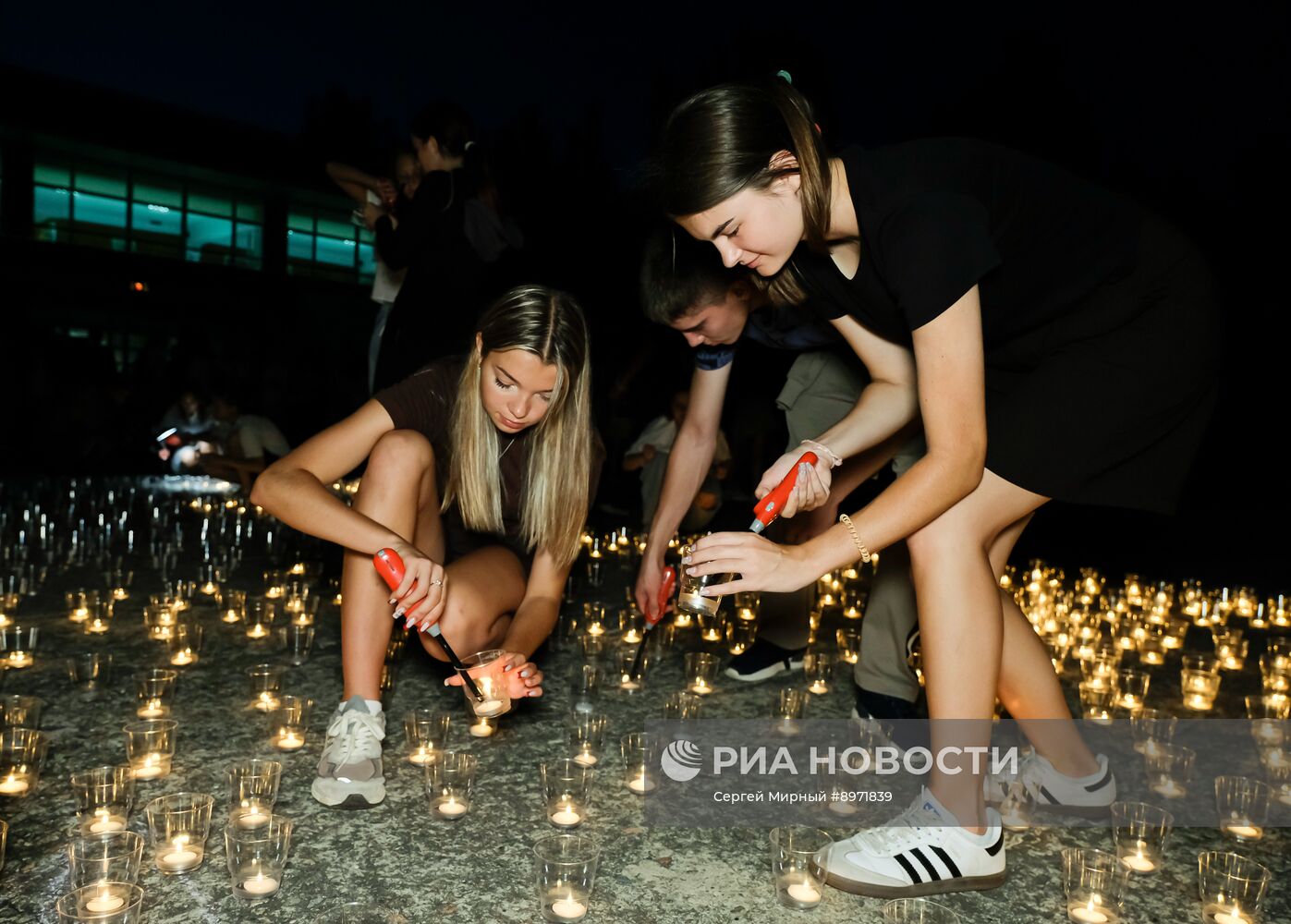 Акция в Бердянске ко Дню памяти детей - жертв войны на Донбассе