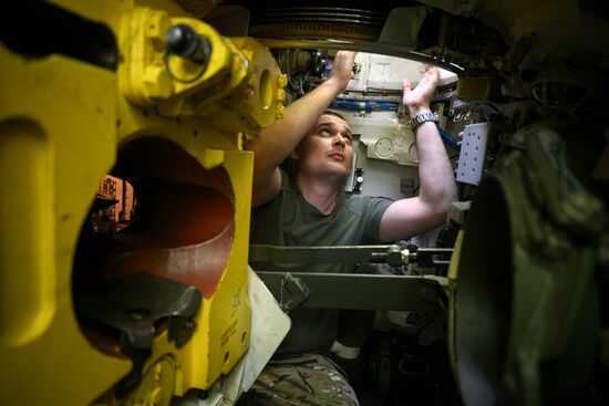 Боевая работа танкистов группировки войск "Центр" на Покровском направлении