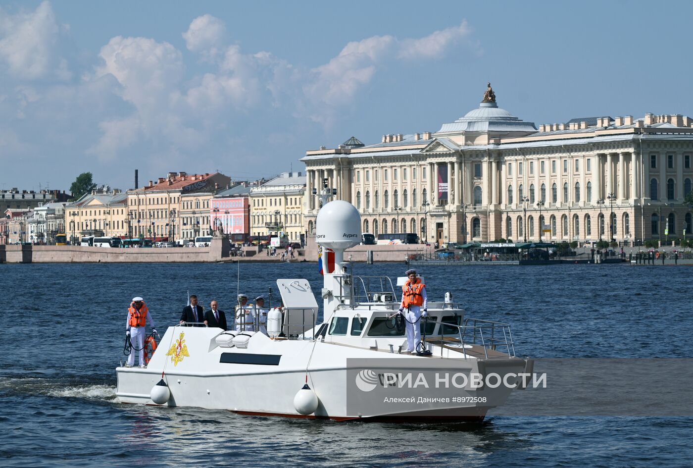 Рабочая поездка президента Владимира Путина в Санкт-Петербург 