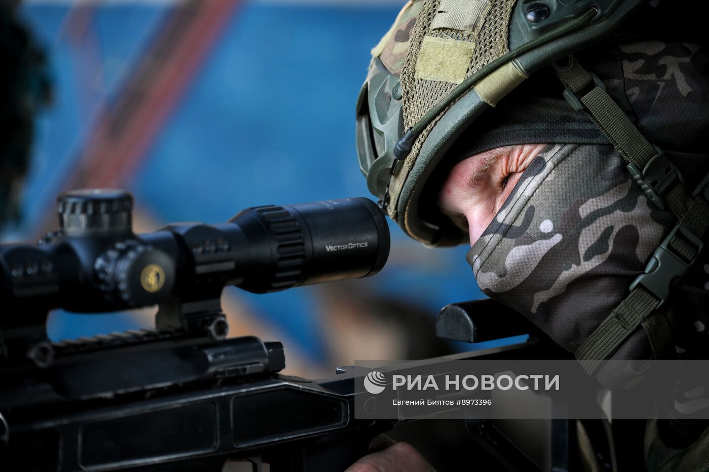 Тренировка снайперов группировки войск "Центр" в боевых условиях на Красноармейском направлении в ДНР