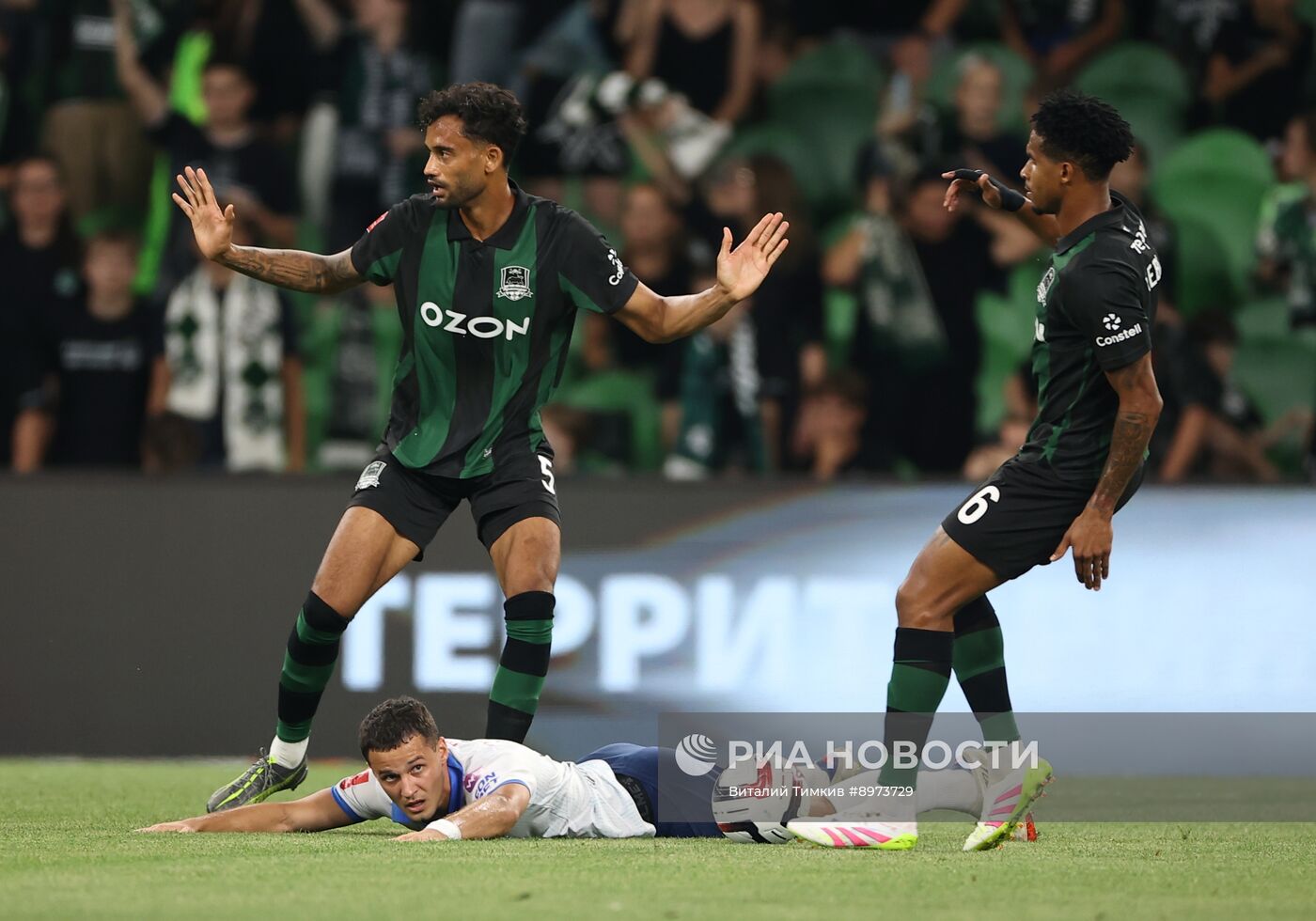 Футбол. Кубок России. "Краснодар" (Краснодар) - "Крылья Советов" (Самара)