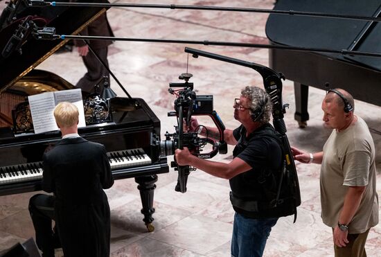 Съёмки фильма Алексея Учителя "Шум времени"