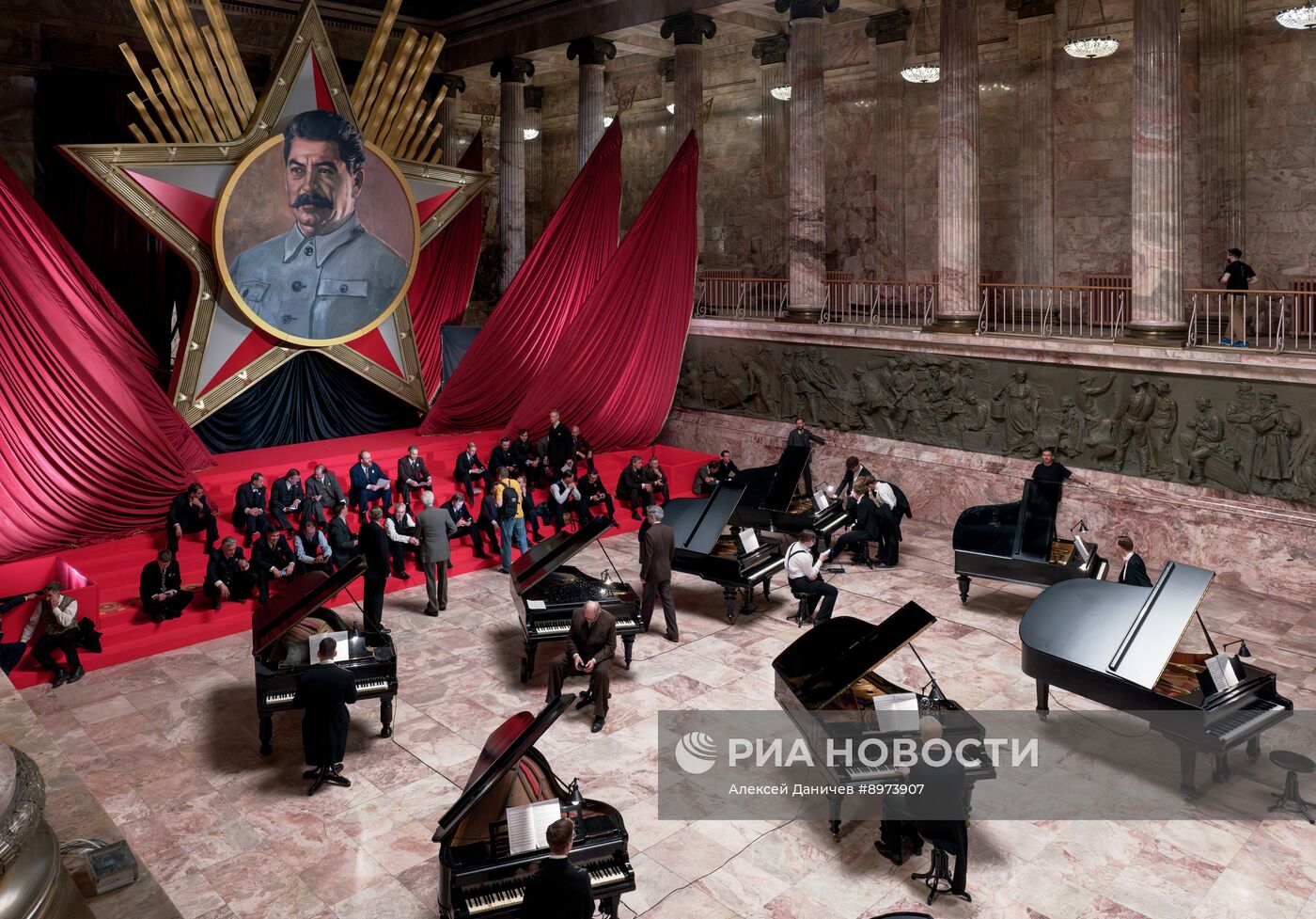 Съёмки фильма Алексея Учителя "Шум времени"