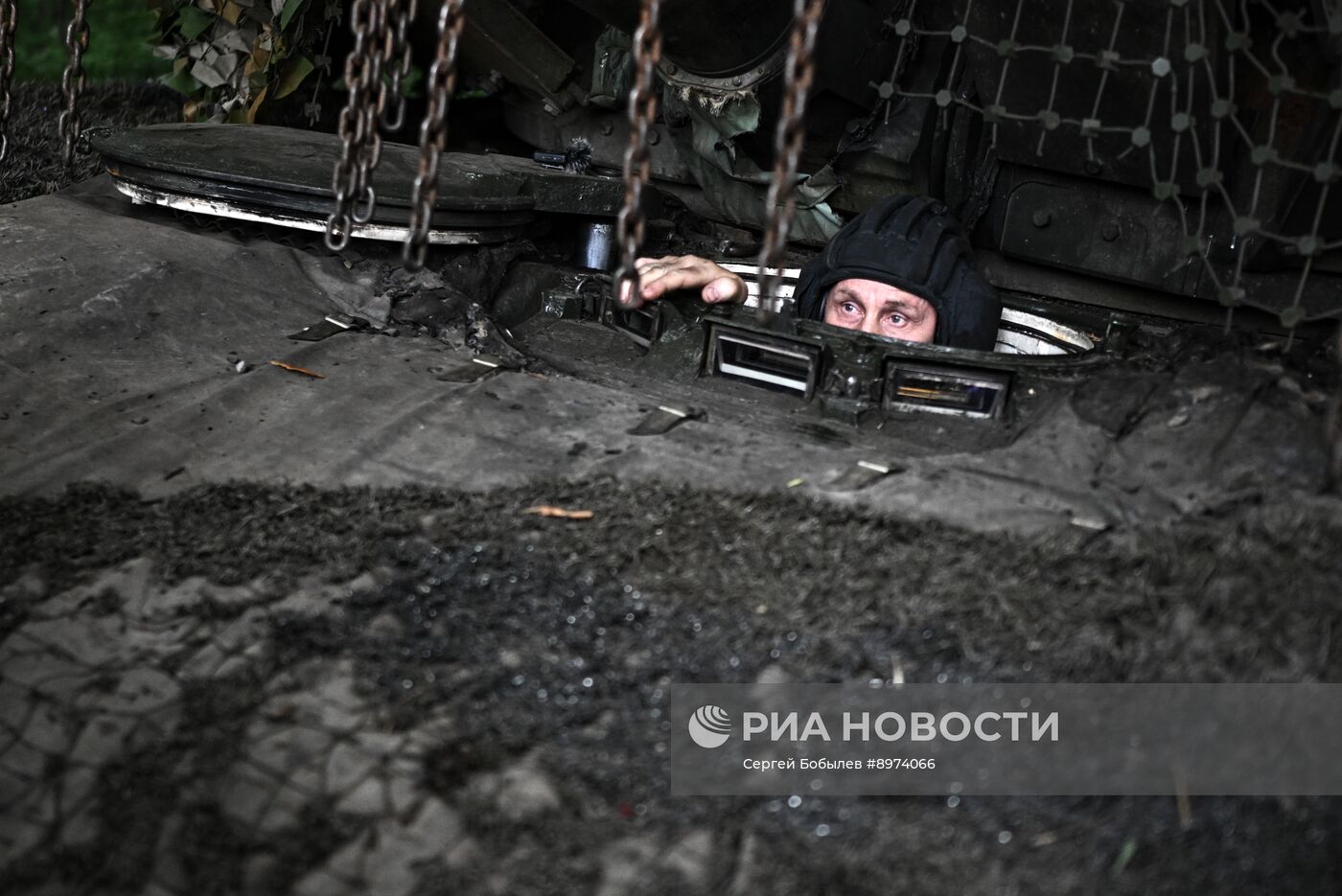 Танкисты группировки войск "Север" в Курской области