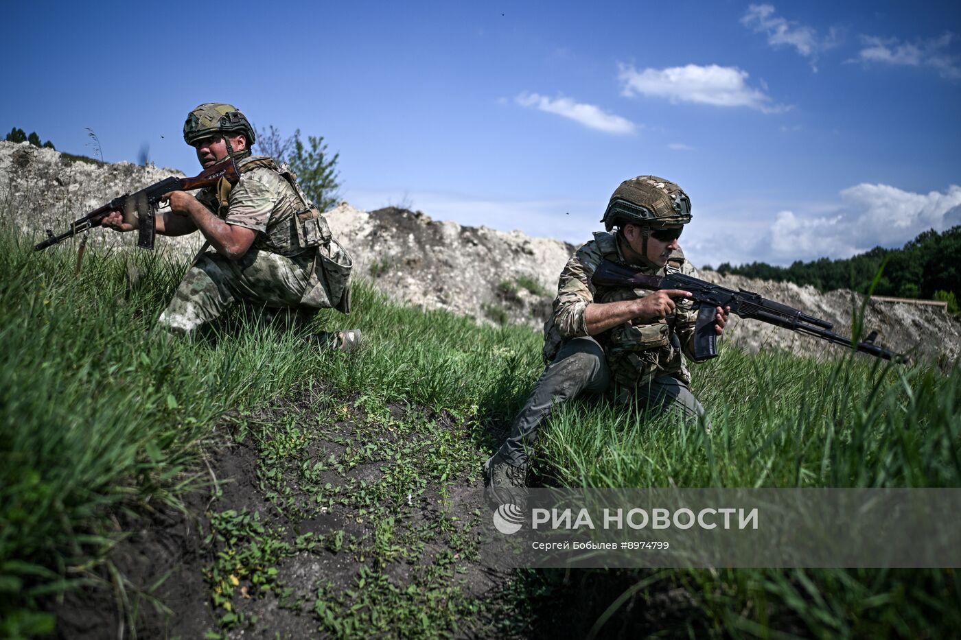 Отработка боевого слаживания морпехами группировки войск "Север" в Курской области
