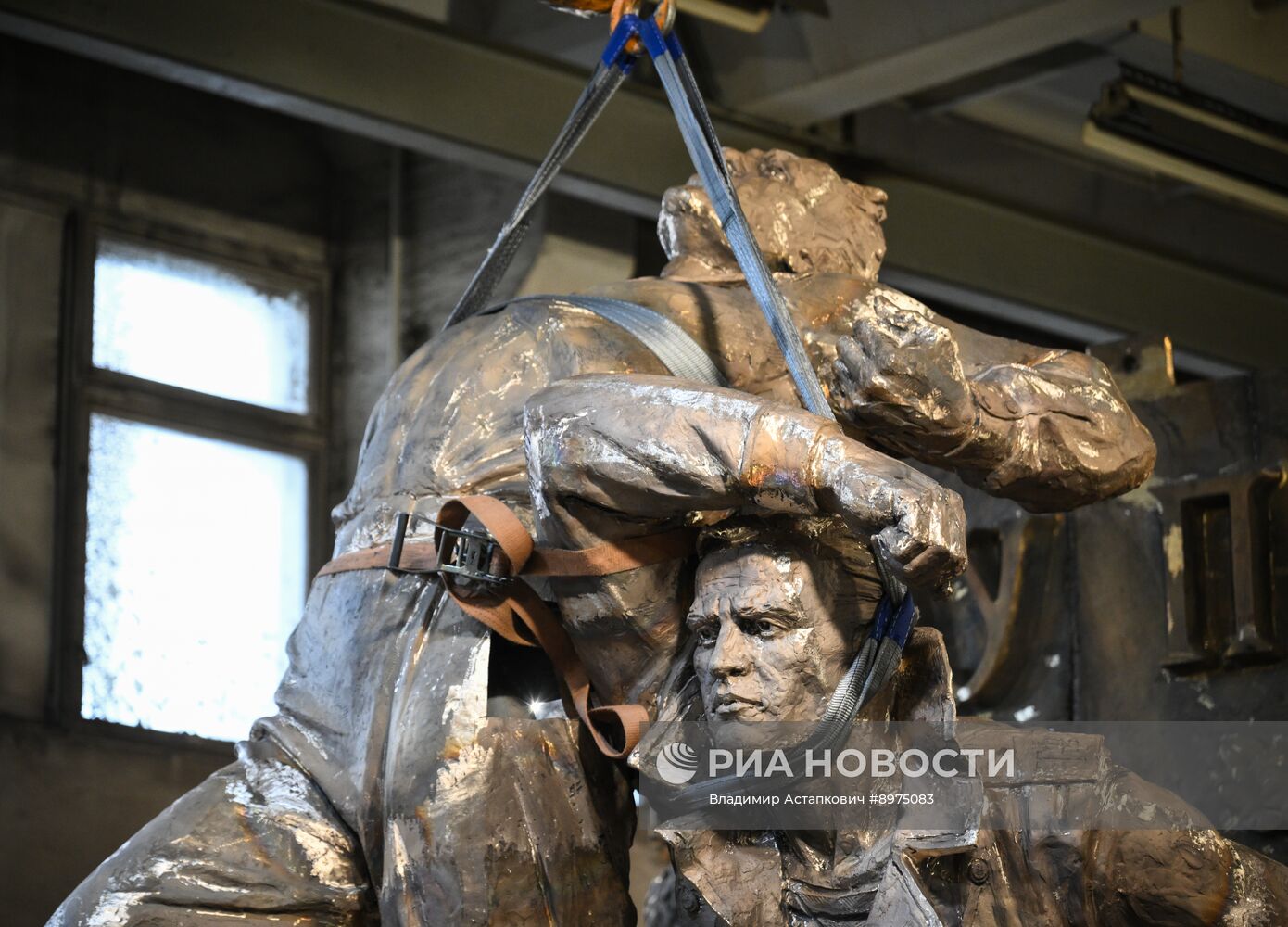 Создание памятника, посвященного 80-летию Курильской десантной операции