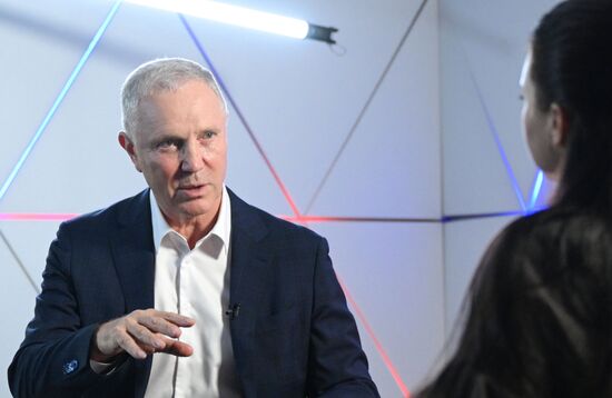 Интервью губернатора Херсонской области В. Сальдо агентству РИА Новости