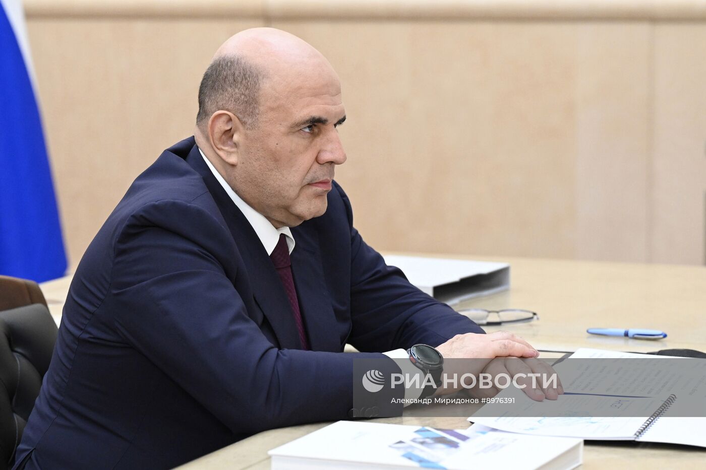 Премьер-министр Михаил Мишустин встретился с директором госкорпорации "Ростех" Сергеем Чемезовым