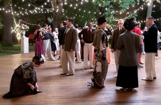 Съёмки фильма Алексея Учителя "Шум времени"