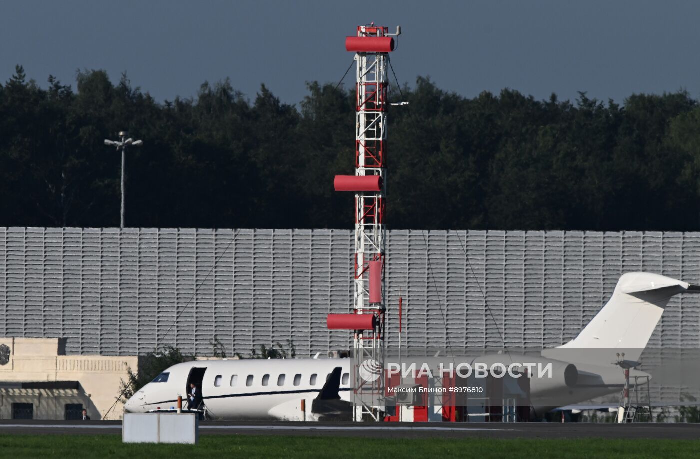 Самолет с делегацией США приземлился в аэропорту Внуково-2 