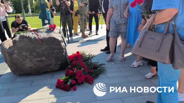 Аллея роз в память о погибших от атак ВСУ мирных жителях в Курске