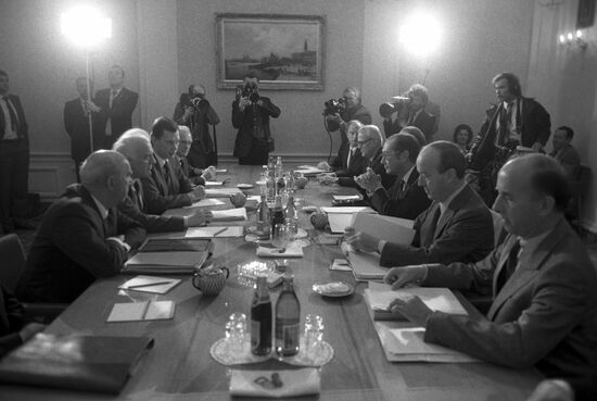 Визит в СССР министра иностранных дел Швейцарии Пьера Обера