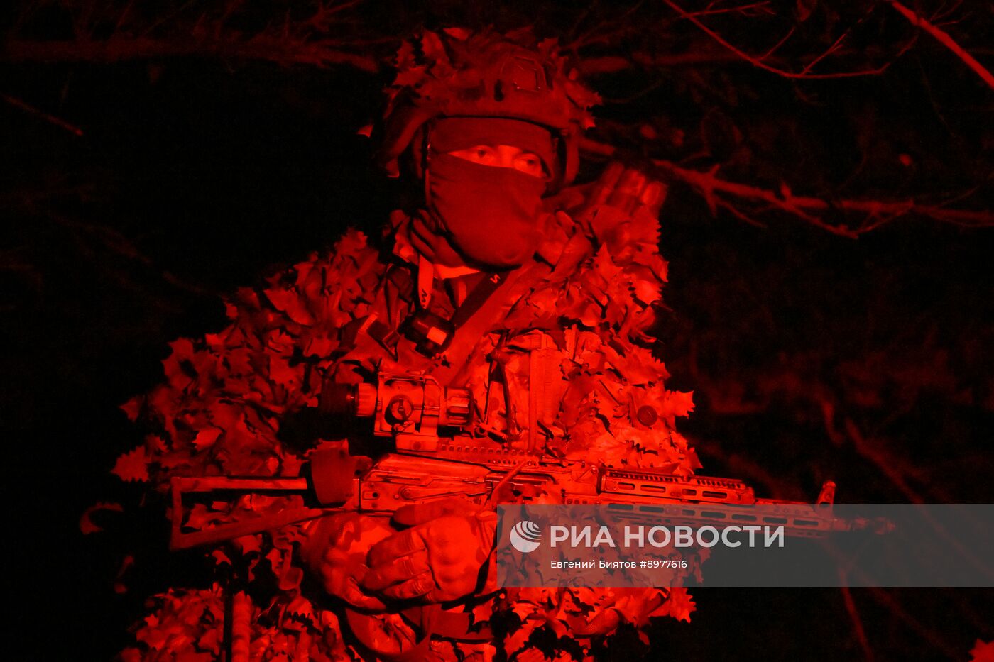 Боевая работа разведчиков группировки войск "Север"