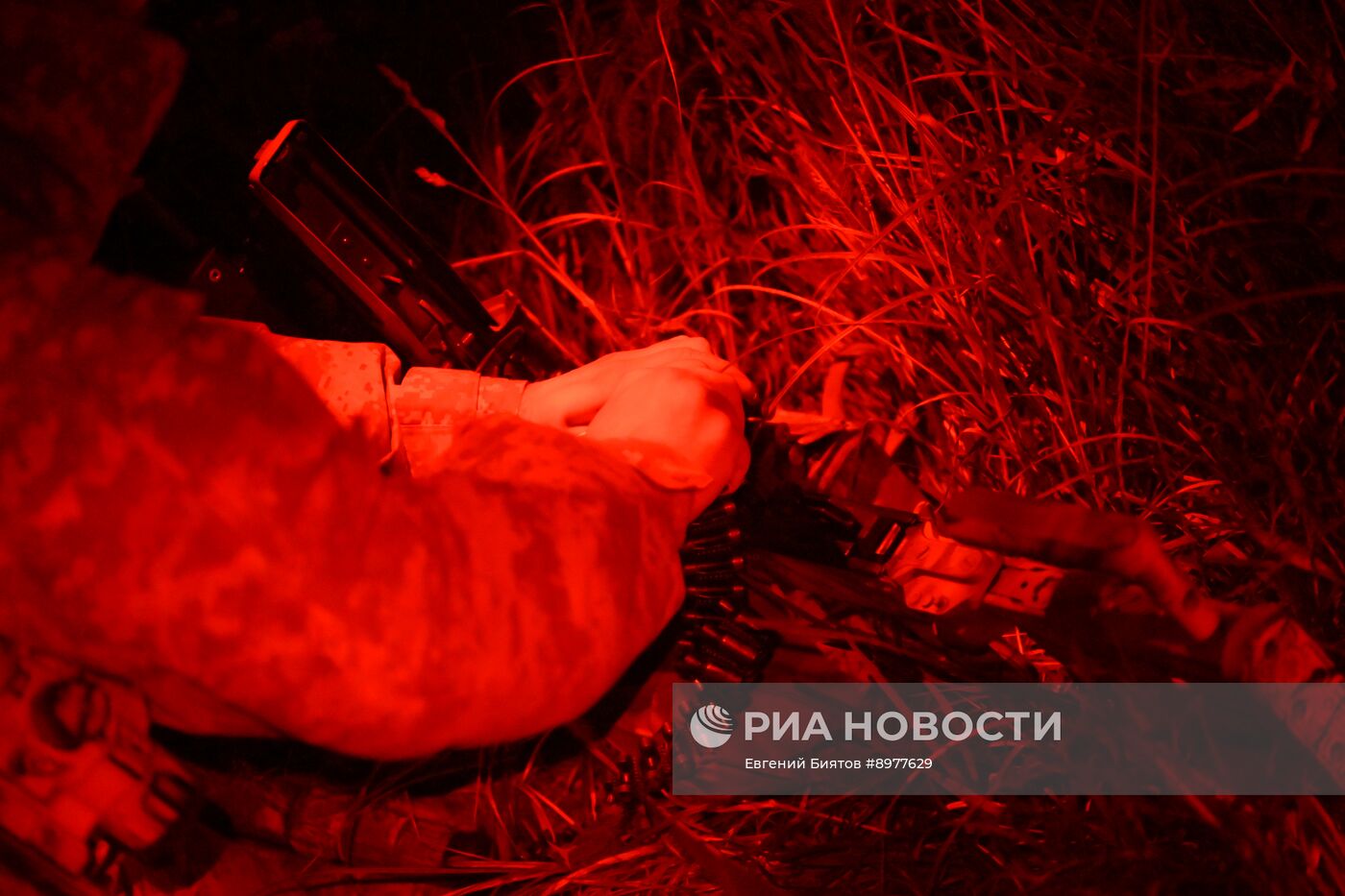 Боевая работа разведчиков группировки войск "Север"