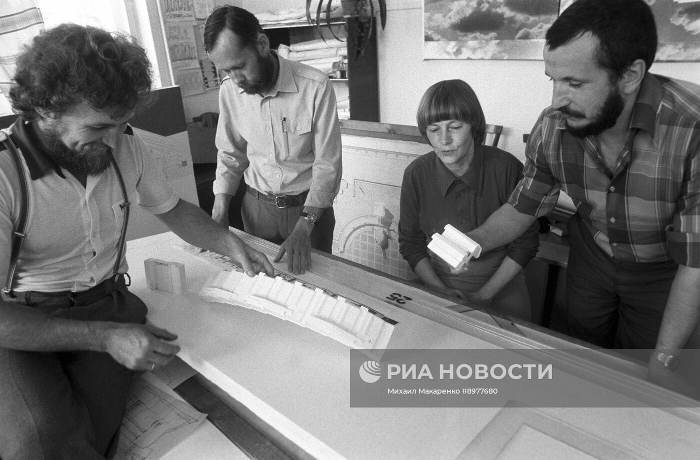 Архитекторы Ленинграда