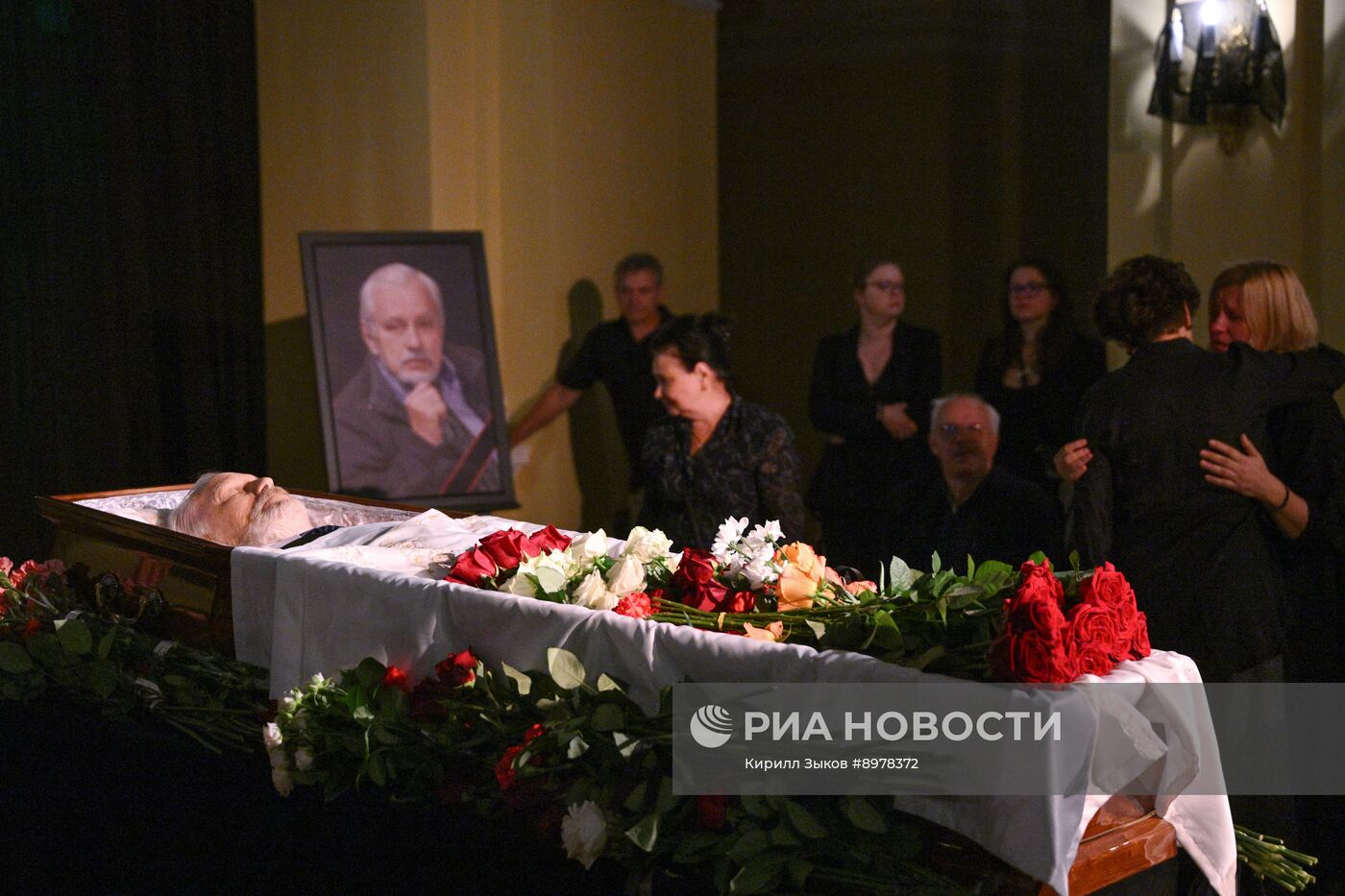 Прощание с народным артистом РФ Владимиром Сафроновым