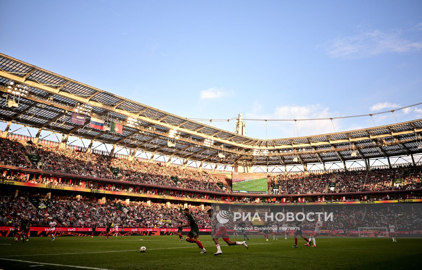 Футбол. РПЛ. "Локомотив" (Москва) - "Спартак" (Москва)