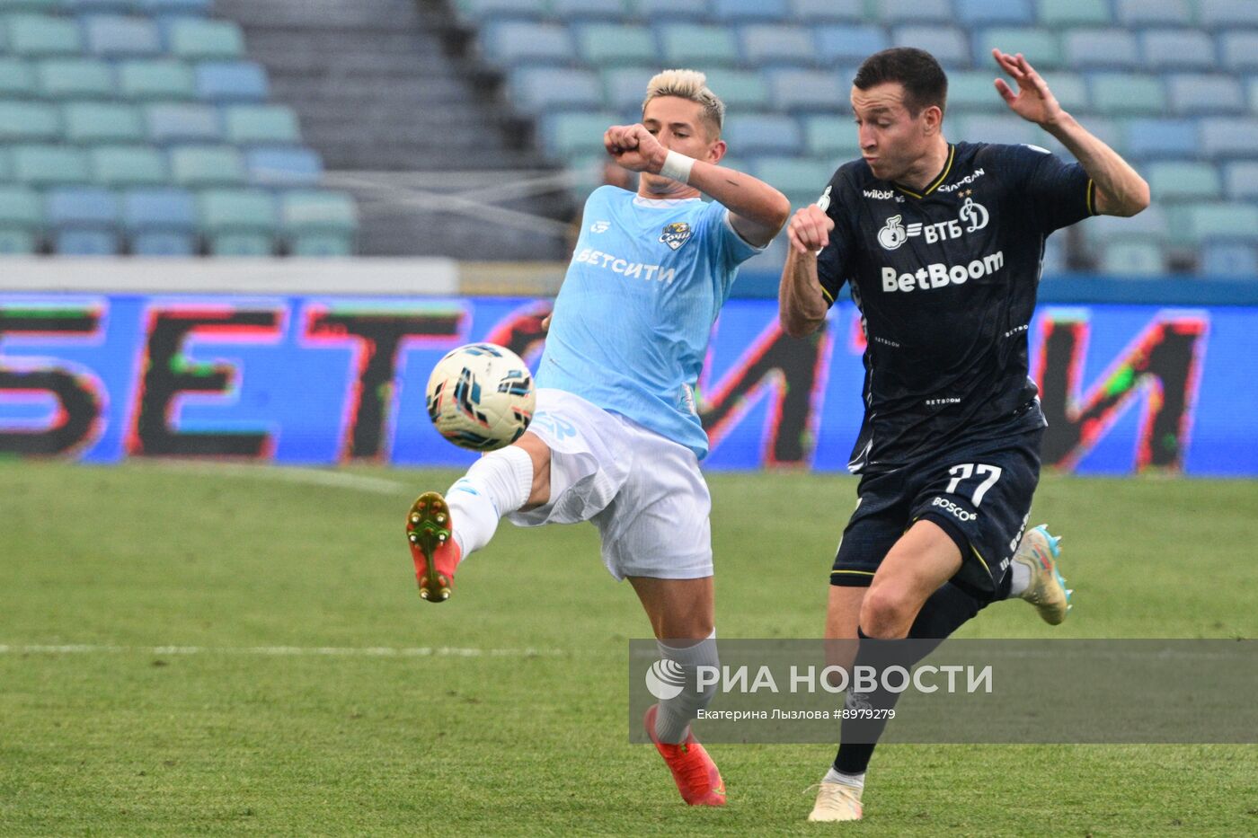 Футбол. РПЛ. "Сочи" (Сочи) - "Динамо" (Москва)