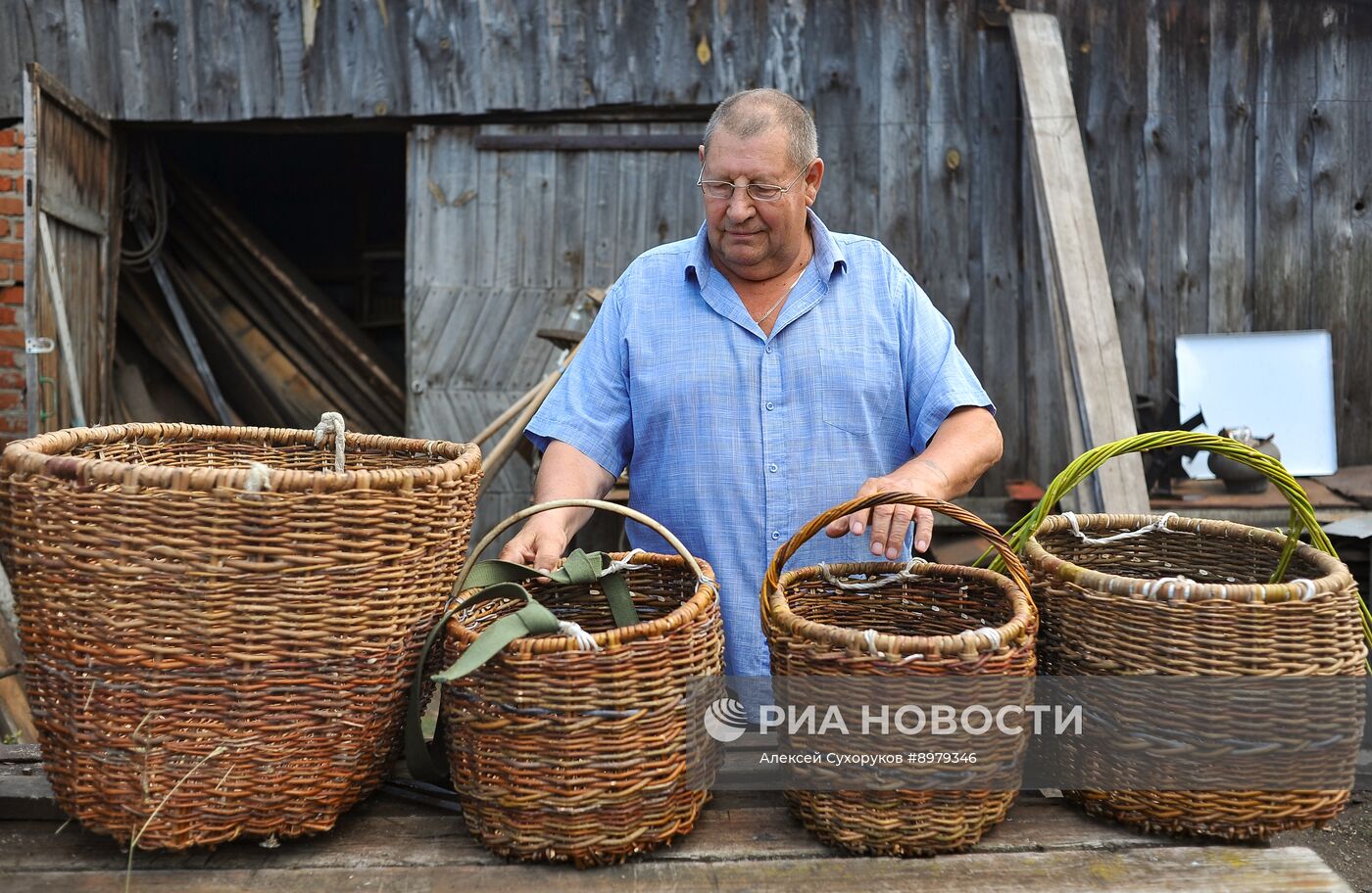 Изготовление плетеных корзин и деревянных грабель в Тамбовской области