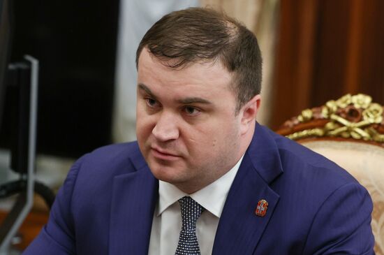 Президент Владимир Путин встретился с губернатором Омской области Виталием Хоценко