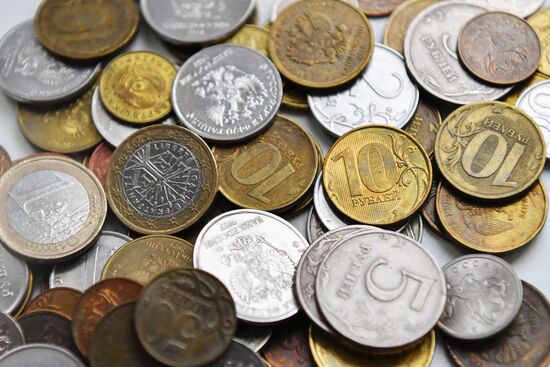 Монеты