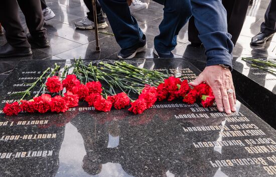 Годовщина гибели экипажа атомной подводной лодки "Курск"