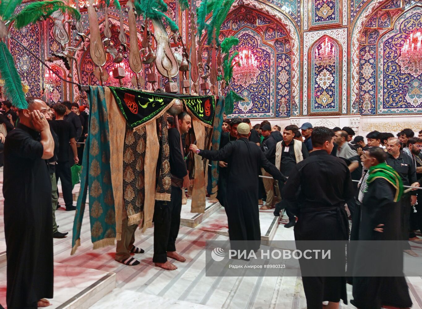Паломничество мусульман-шиитов в Арбаин в Ираке