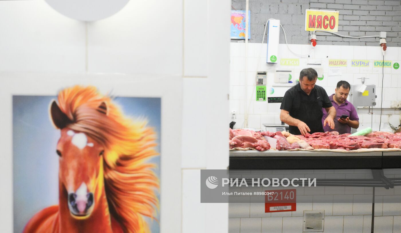 Работа Москворецкого рынка