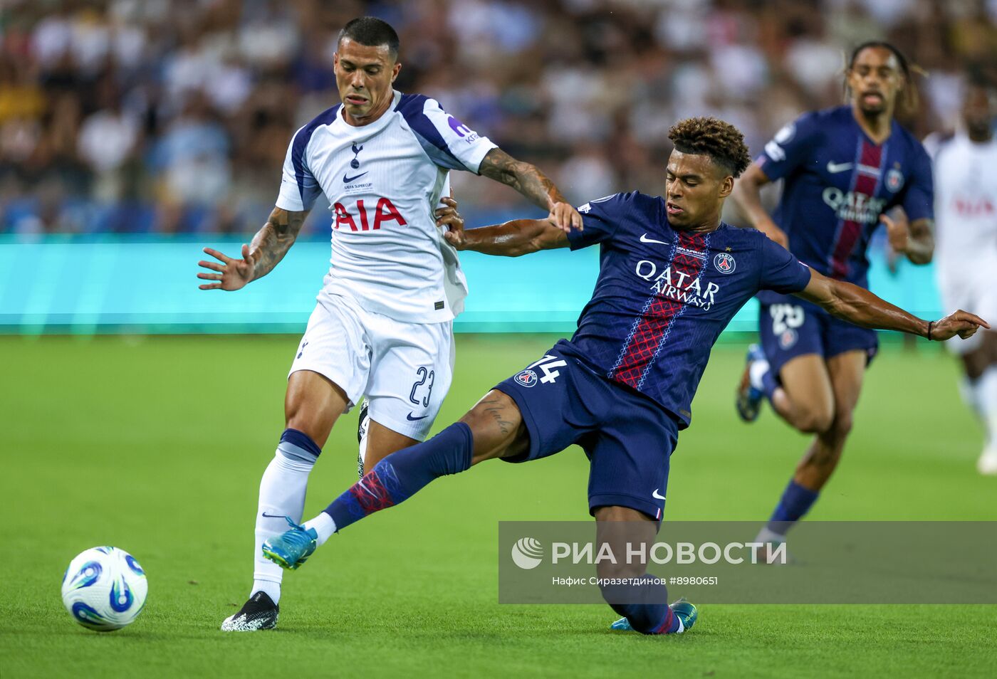 Футбол. Суперкубок УЕФА. ПСЖ (Франция) - "Тоттенхэм" (Англия)