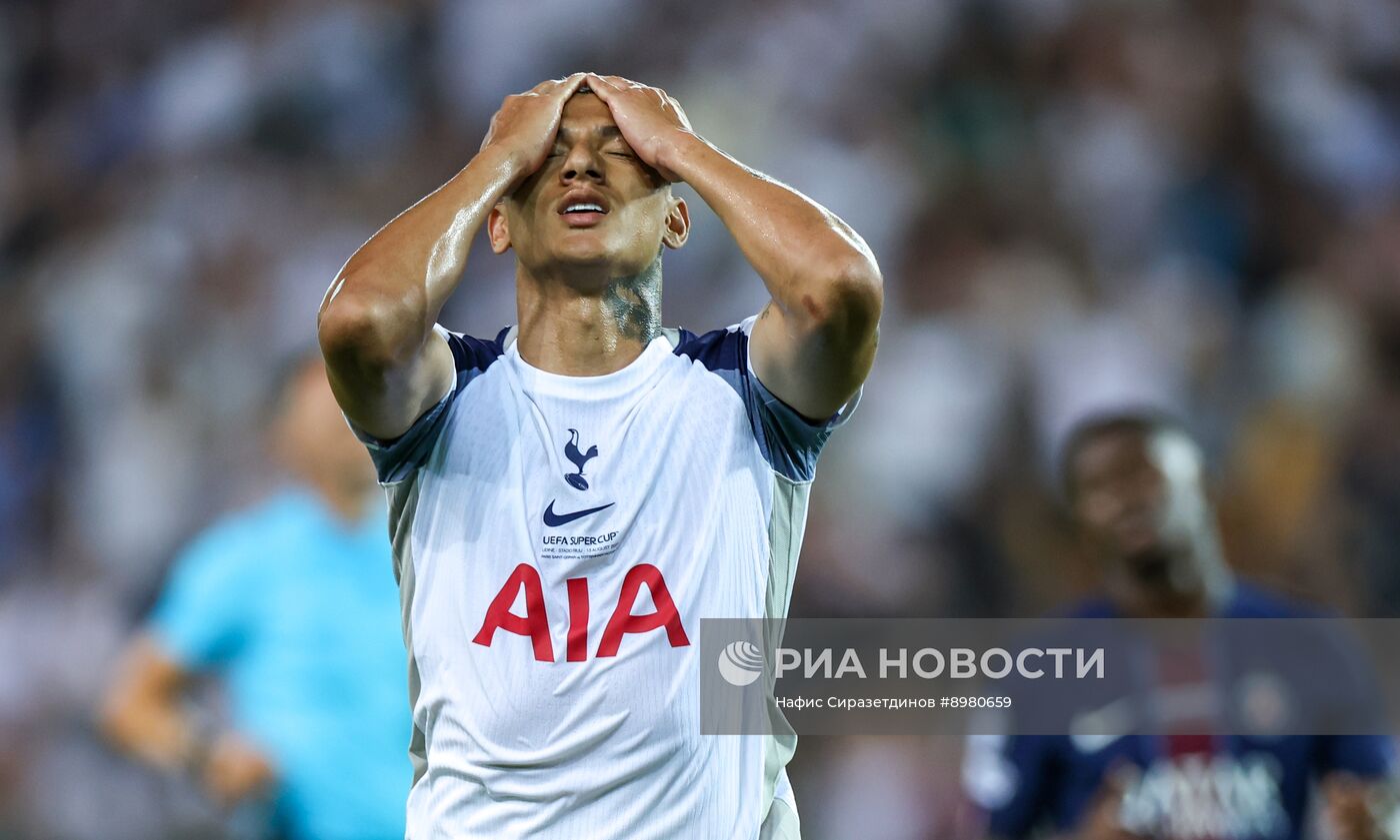 Футбол. Суперкубок УЕФА. ПСЖ (Франция) - "Тоттенхэм" (Англия)