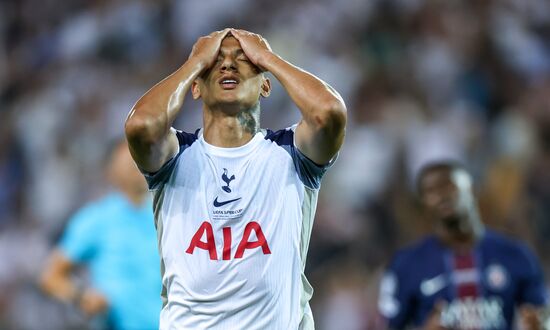 Футбол. Суперкубок УЕФА. ПСЖ (Франция) - "Тоттенхэм" (Англия)