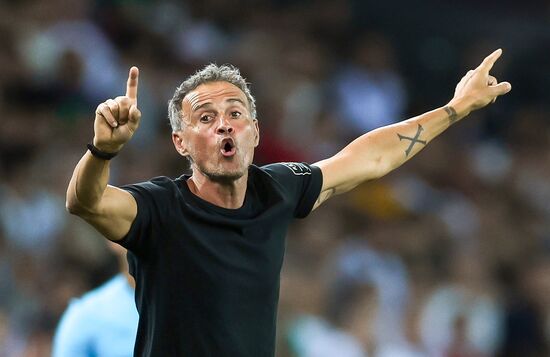 Футбол. Суперкубок УЕФА. ПСЖ (Франция) - "Тоттенхэм" (Англия)