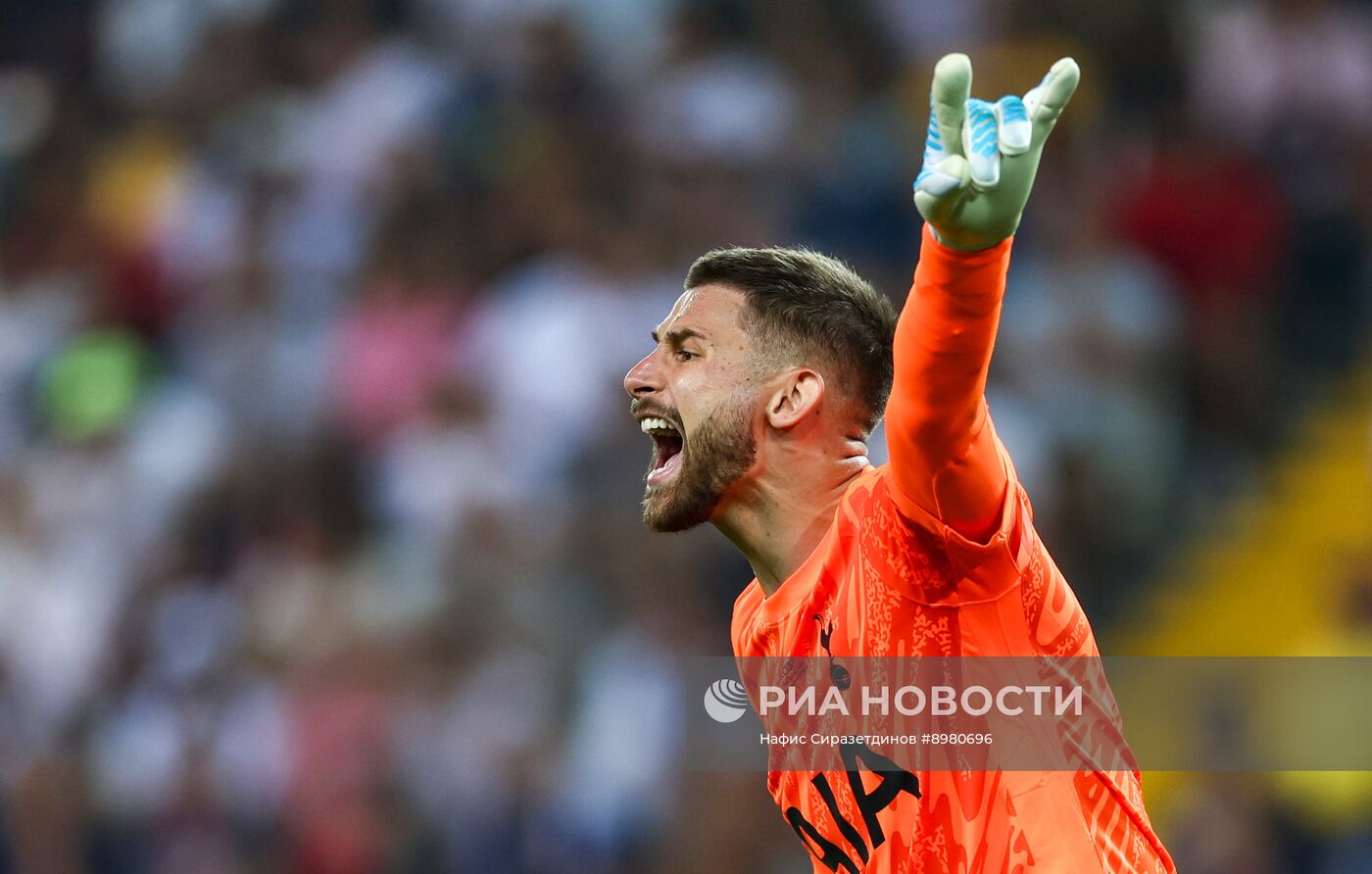 Футбол. Суперкубок УЕФА. ПСЖ (Франция) - "Тоттенхэм" (Англия)